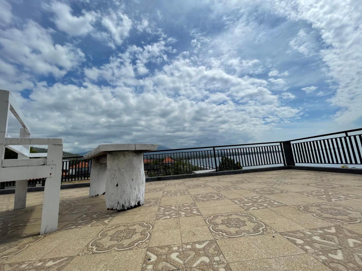The Bbq Guest House Amed Exterior foto
