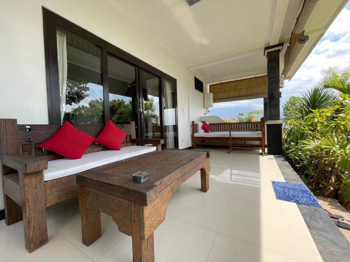 The Bbq Guest House Amed Exterior foto